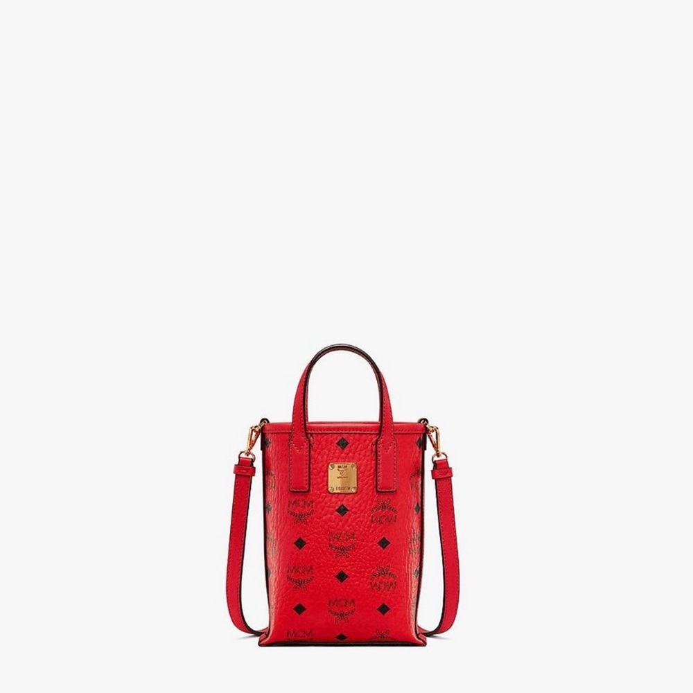 Essential crossbody bag in visetos